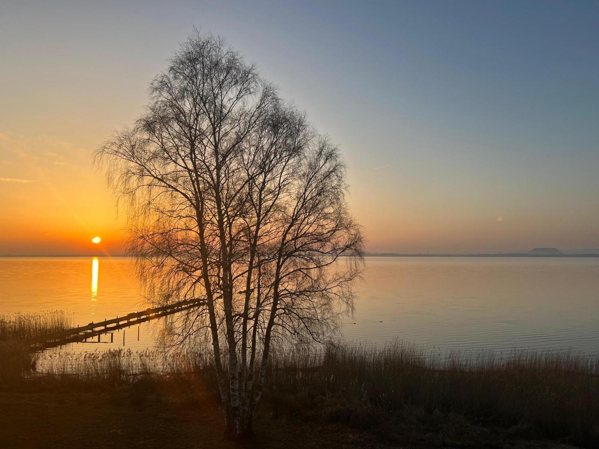 Ferienwohnung Sunrise - Mit Direktem Blick Auf Das Steinhuder Meer - Mardorf  Exteriér fotografie